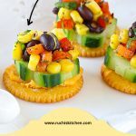 Black bean corn salsa cracker bites small pin
