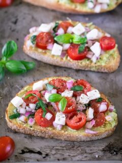 cropped-Easy-Avocado-Bruschetta-Recipe-2.jpg
