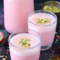 Gulkand Strawberry Milkshake