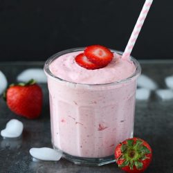 Strawberry-banana Smoothie - Ruchiskitchen