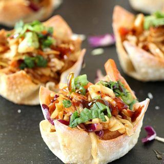 Grilled wonton cups filled with tofu filling